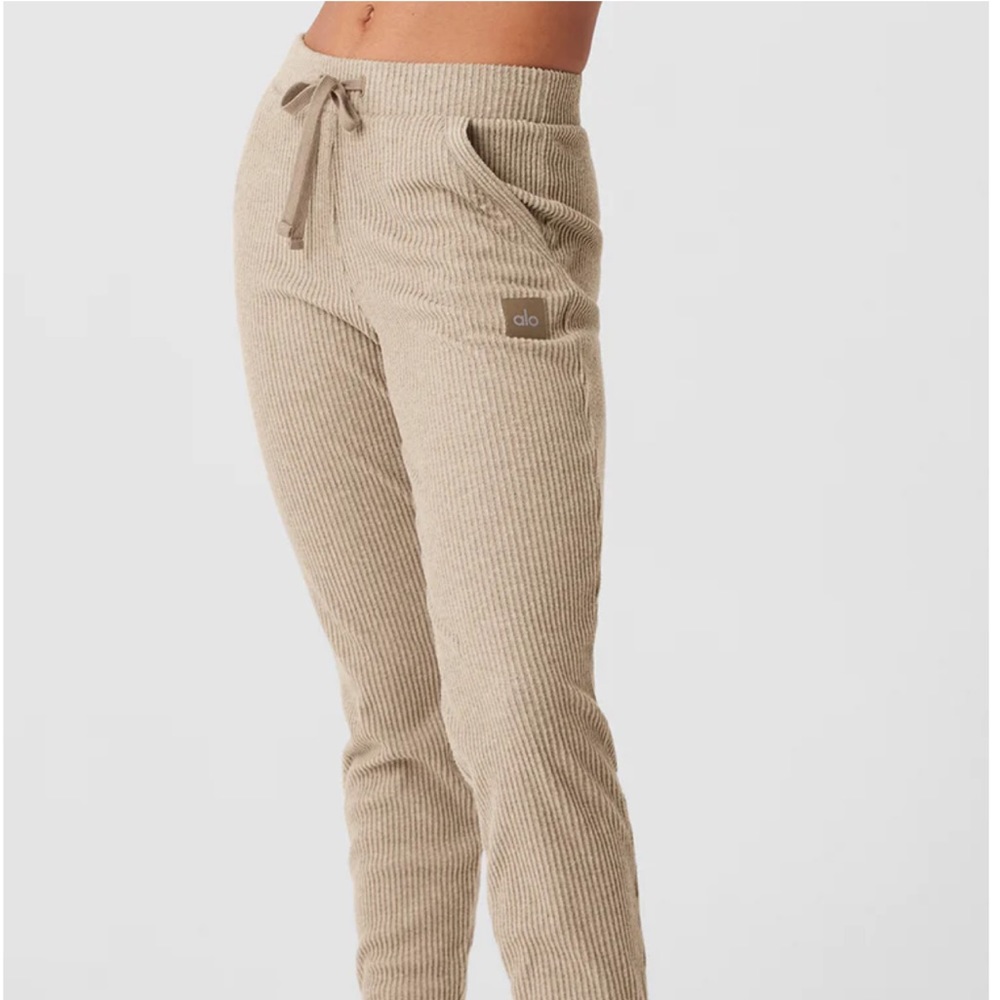 Alo Muse Sweatpant in Gravel Heather